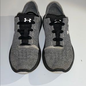 Under Armour Sneakers